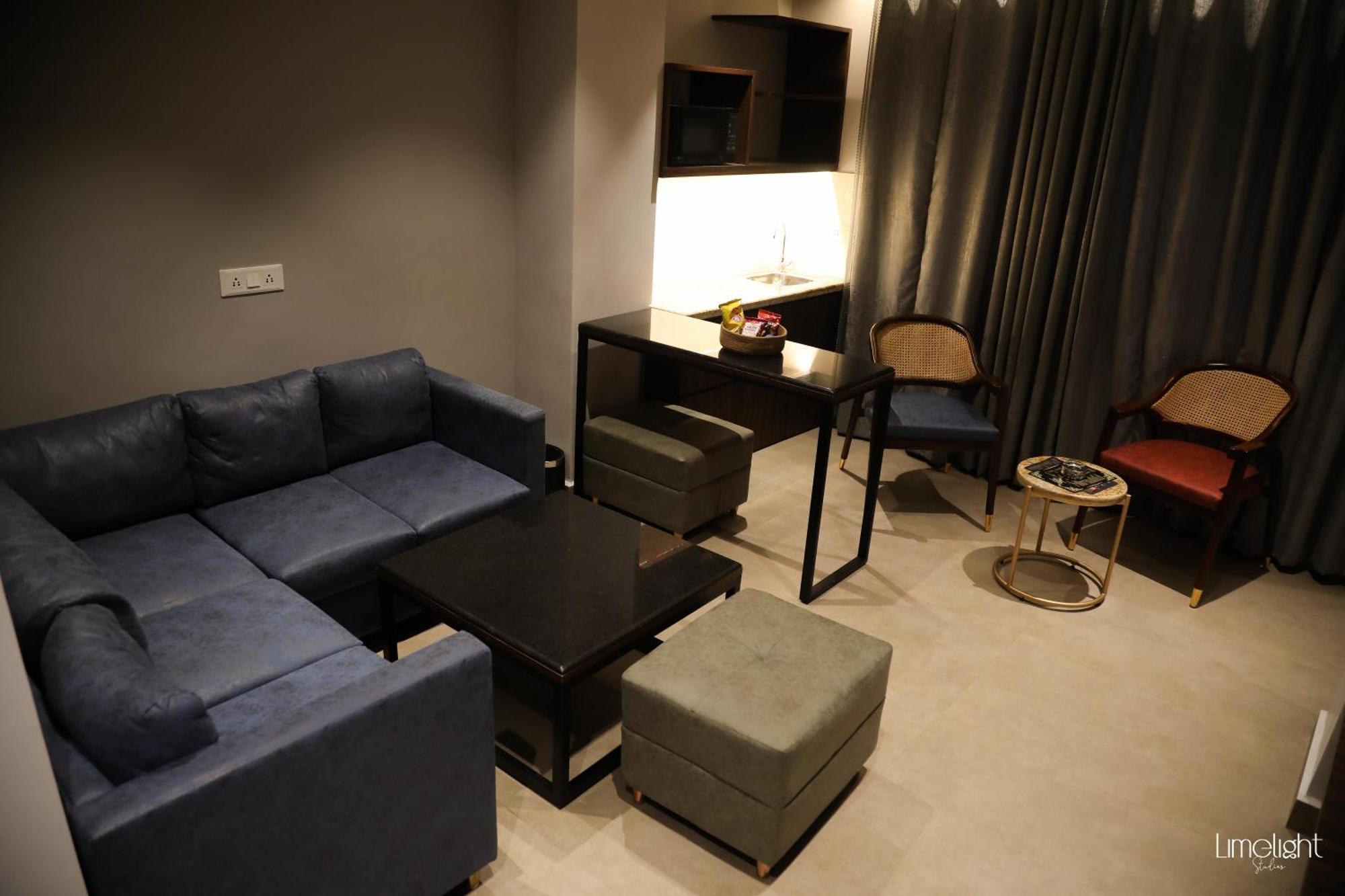 Belvedere Suites 그레이터 노이다 외부 사진