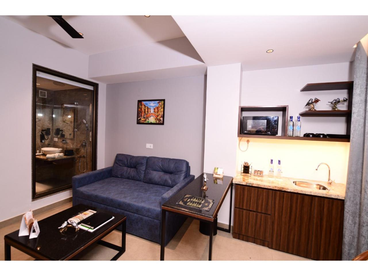 Belvedere Suites 그레이터 노이다 외부 사진