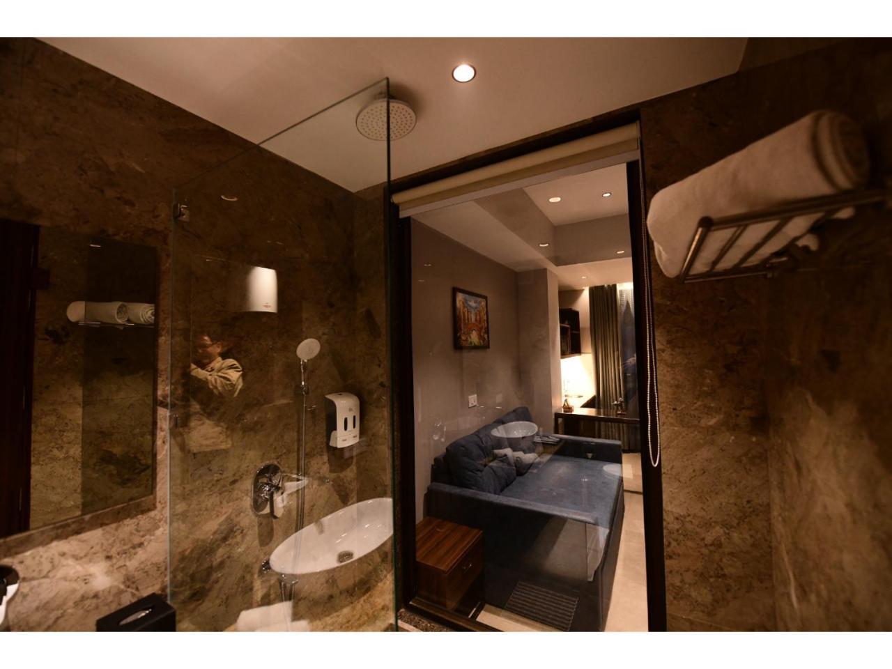 Belvedere Suites 그레이터 노이다 외부 사진
