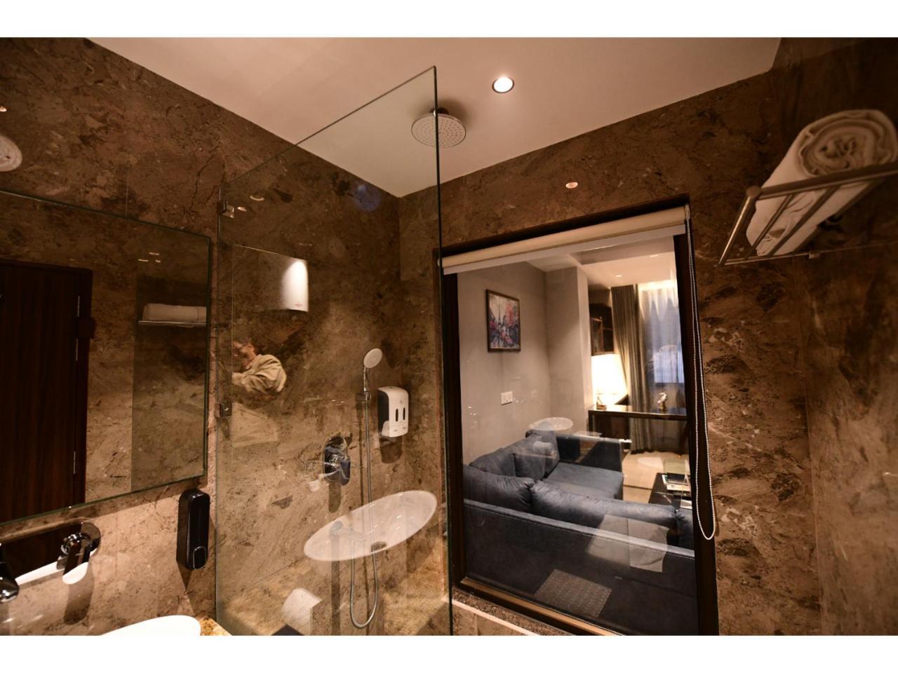 Belvedere Suites 그레이터 노이다 외부 사진