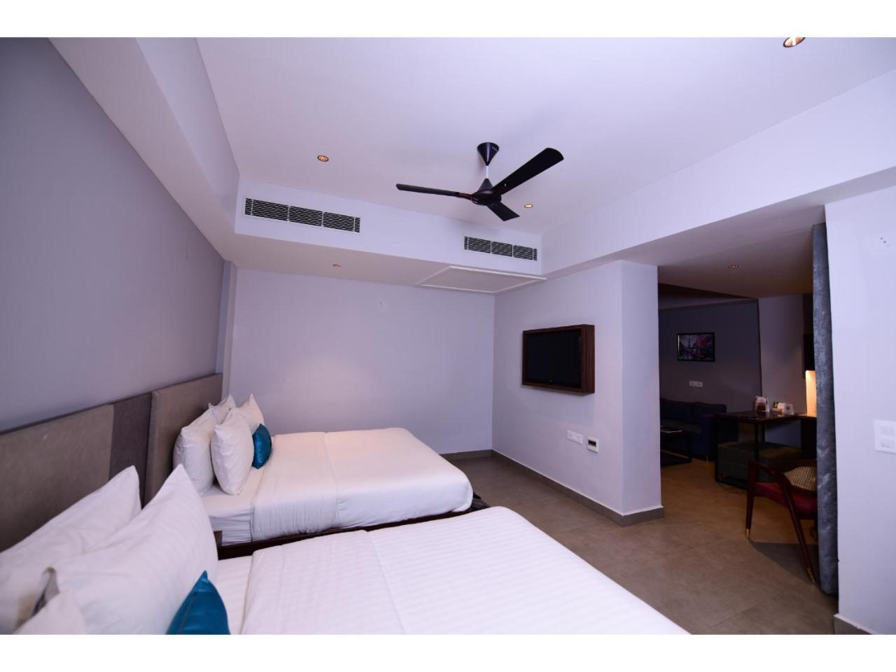 Belvedere Suites 그레이터 노이다 외부 사진