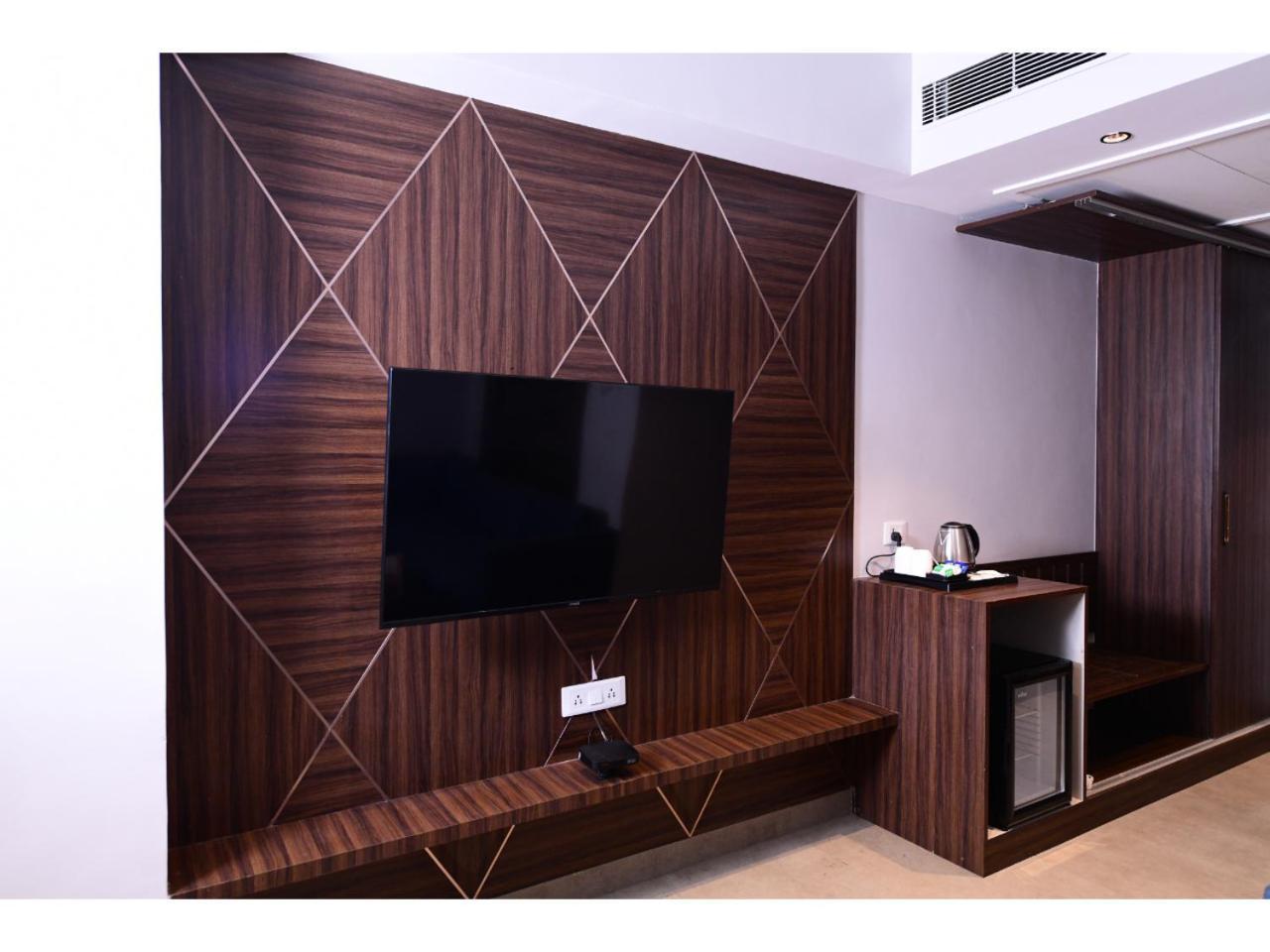 Belvedere Suites 그레이터 노이다 외부 사진