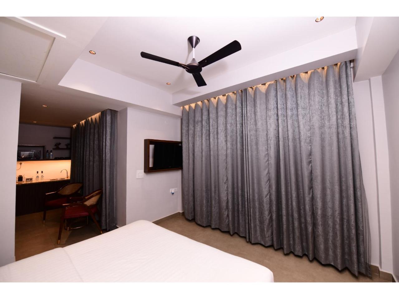 Belvedere Suites 그레이터 노이다 외부 사진