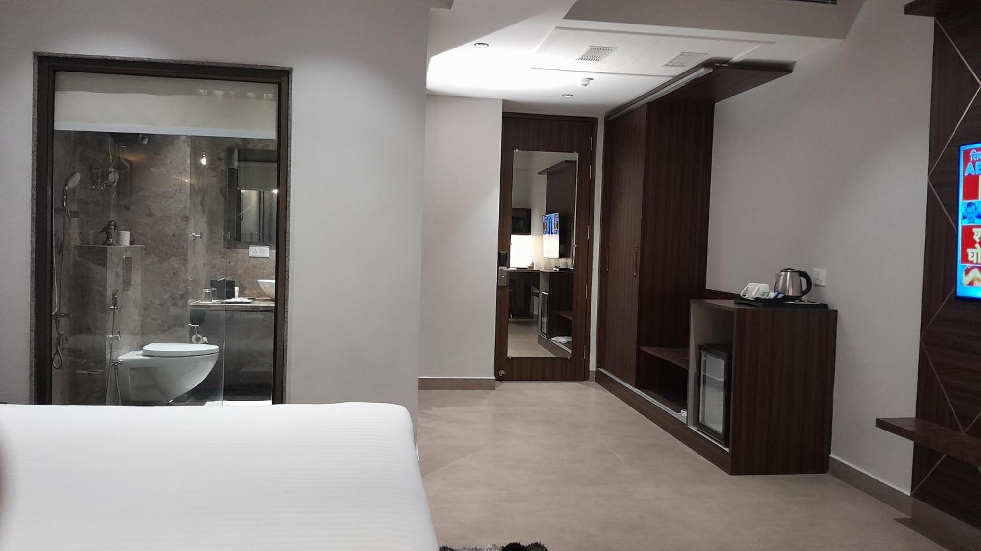 Belvedere Suites 그레이터 노이다 외부 사진